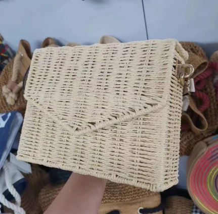 Ženska torba za plažu od prirodnog ratana