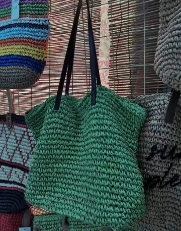 Ručno tkana ljetna slamnata torba od zelenog papira